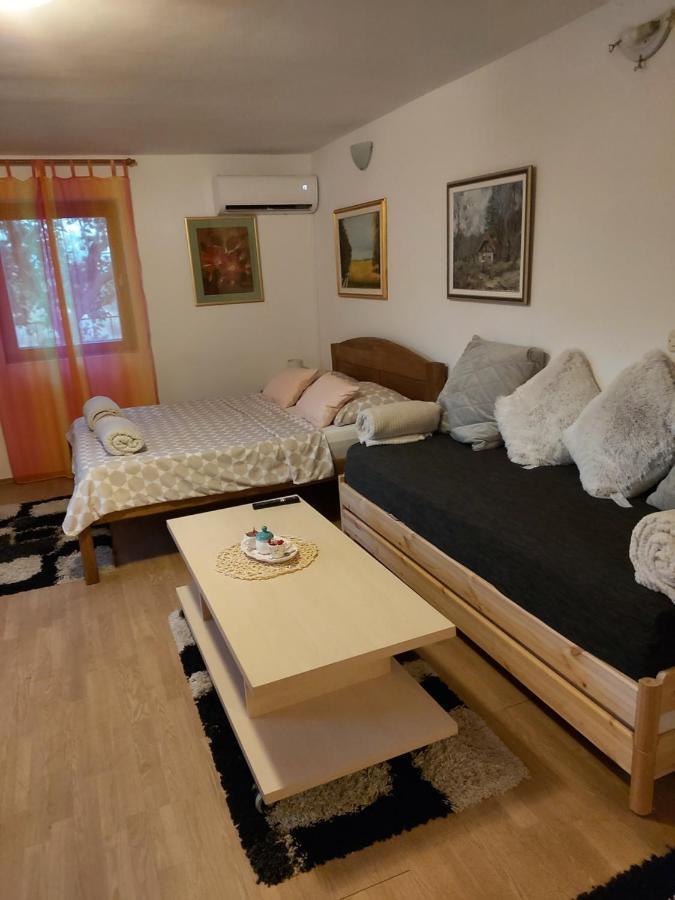 Studio Apartman Kotro Beli Manastir Экстерьер фото
